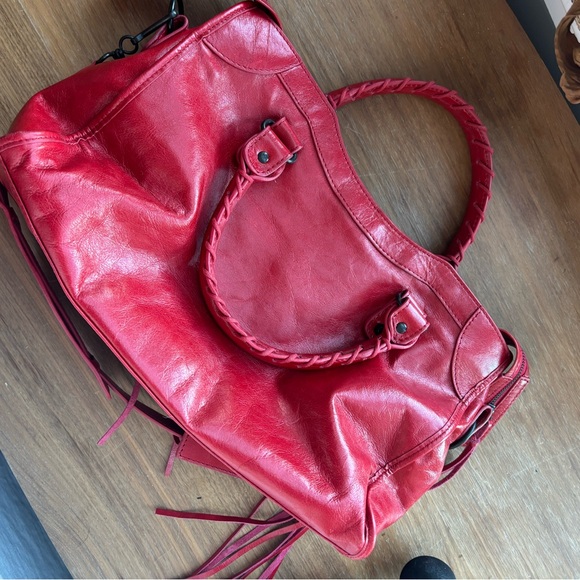 City Bag - Picture 2 of 9